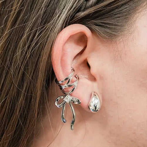 Ear cuff interlaced coquette