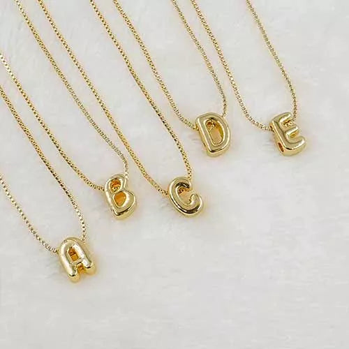 Collar en rodio iniciales pequeñas con caja