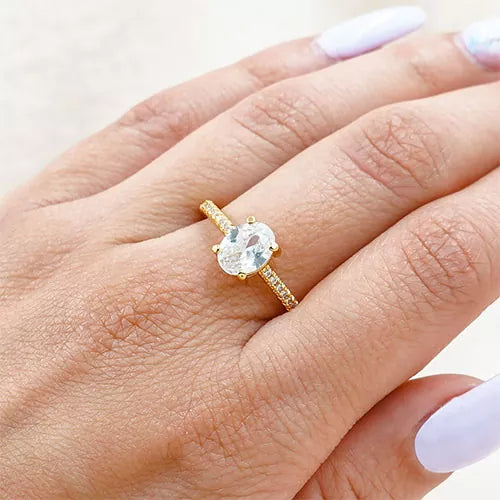 Anillo talla expandible oval zircon