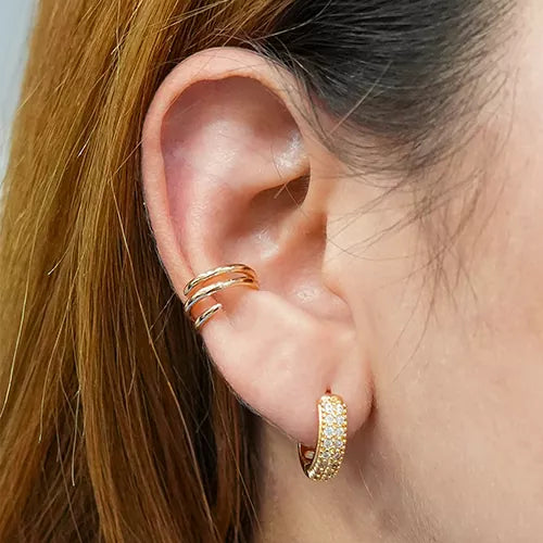 Ear cuff three very delicate lines
