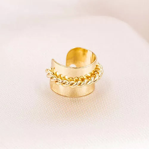 Ear cuff smooth with braided line