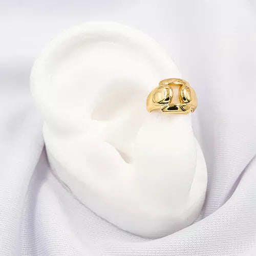 Ear cuff single link