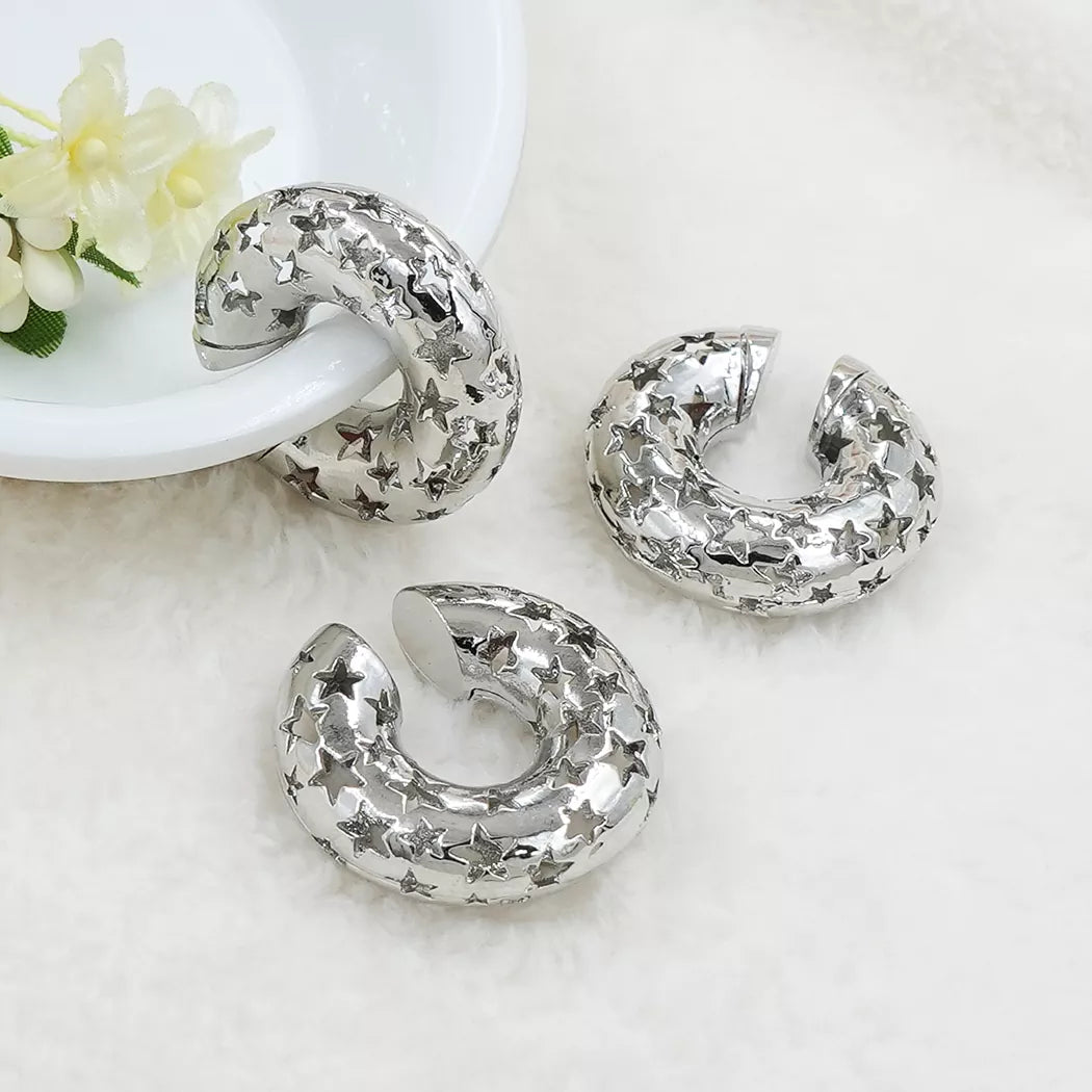 Ear cuff chunky star holes