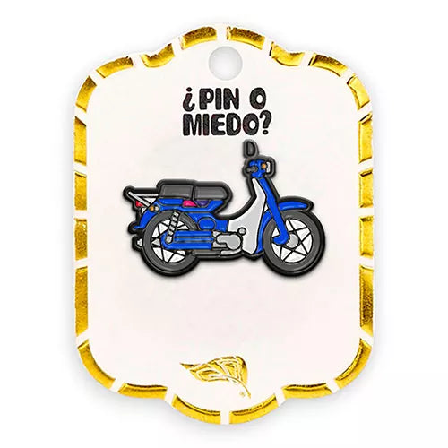 Pin metálico moto V80