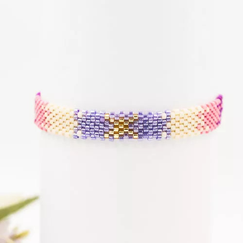 Pulsera Miyuki X en el centro