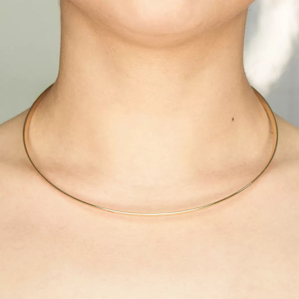 Choker liso en rodio