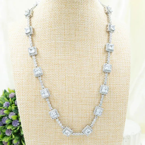 Cadena Cuadrados Zircon