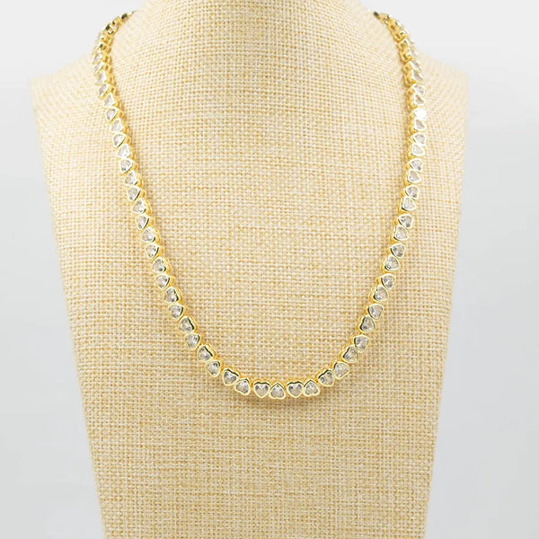 Cadena corazones con zircon