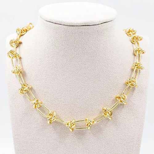 Collar en rodio knots