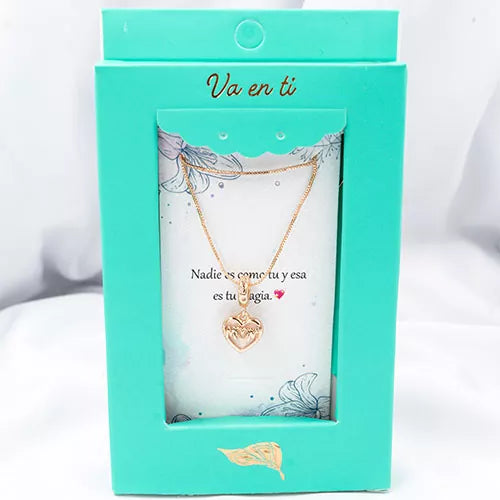 Collar love for mom