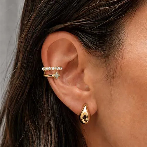 Ear cuff double row of zirconia with star