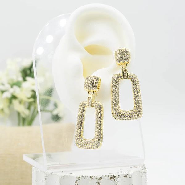 Par de candongas rounded rectangle zircons