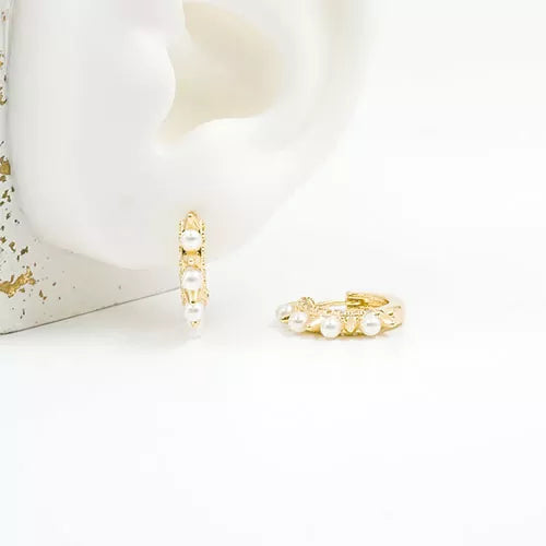 Par de topos en rodio pearl spikes