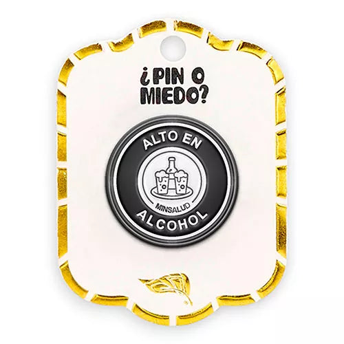 Pin metálico alto en alcohol