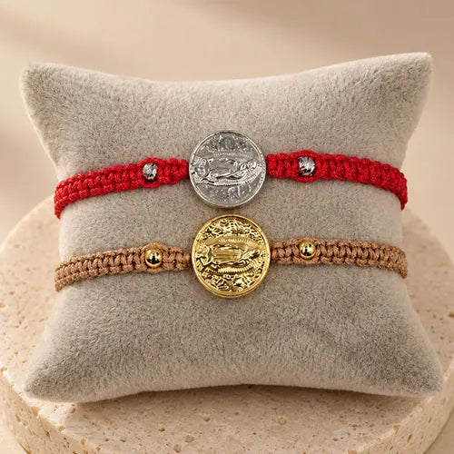 Pulsera Tejida Virgen de Guadalupe Lucky Coin Baño de Rodio
