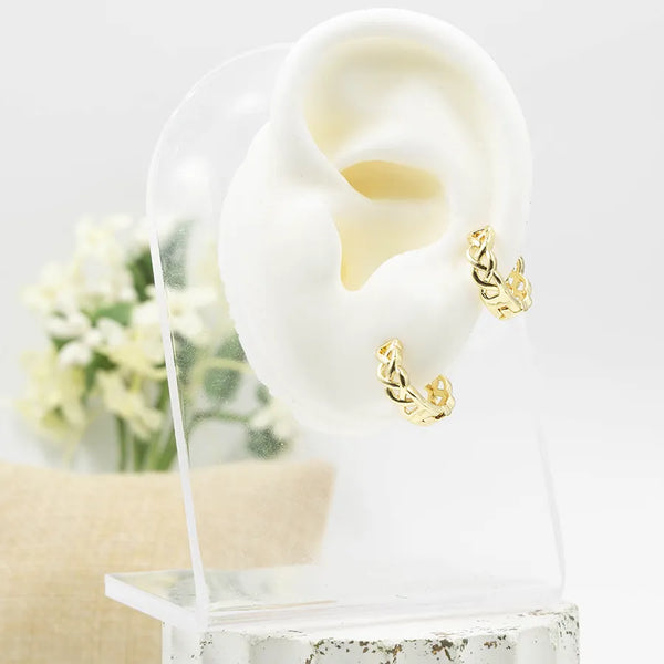 Par de candongas entrelazos